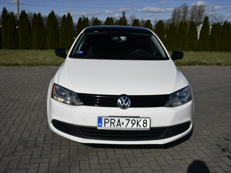 Volkswagen Jetta 2,0 Benz MPI. Automat.Serwis.Klimatyzacja.El.szyby.Centralka,kredyt. A6 (2010-)