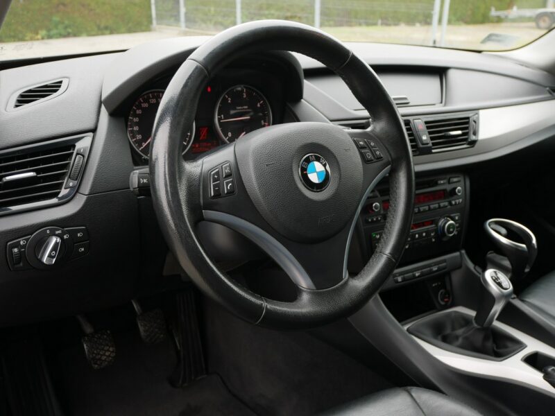 BMW X1 FL sDrive 18d 143KM [Eu5] -Skóra -Grzane fotele +Koła zimowe I (E84) (2009-2015)