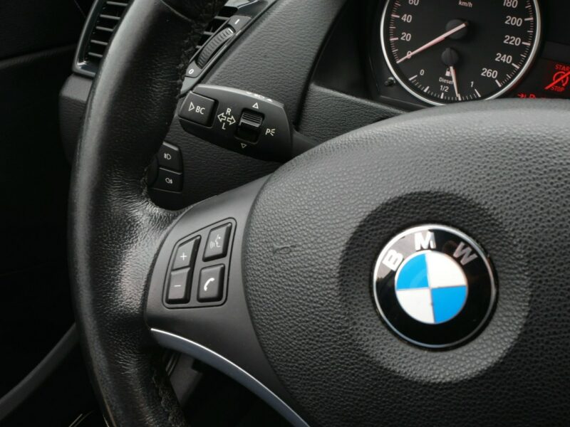 BMW X1 FL sDrive 18d 143KM [Eu5] -Skóra -Grzane fotele +Koła zimowe I (E84) (2009-2015)