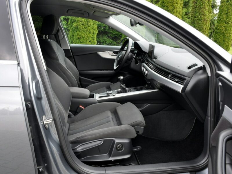 Audi A4 2.0TDI(150KM)*Lift*Xenon*Led*Duża Navi*Welur*Chrom*El.Klapa*Alu18"ASO B9 (2015-)