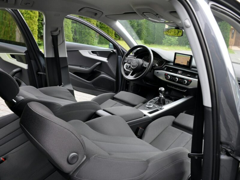 Audi A4 2.0TDI(150KM)*Lift*Xenon*Led*Duża Navi*Welur*Chrom*El.Klapa*Alu18"ASO B9 (2015-)