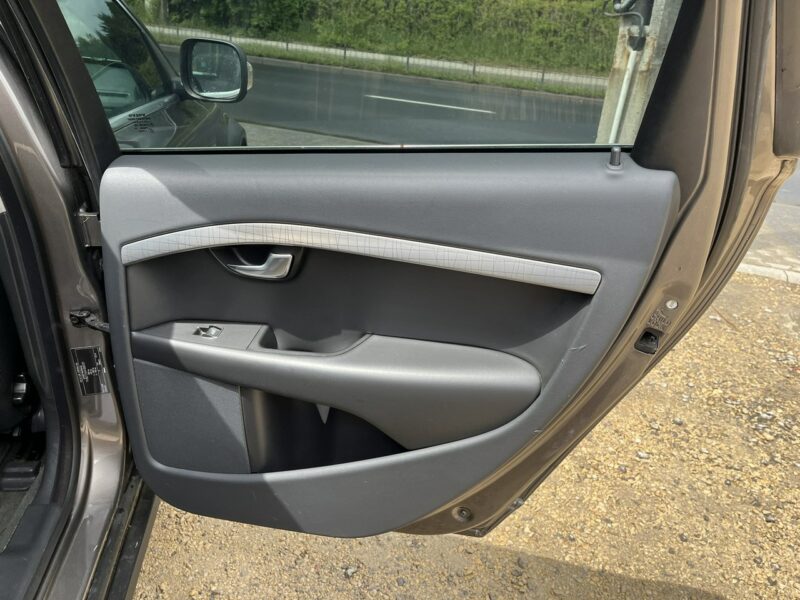Volvo XC 70 2.4 Automat Grzane Skóry Alu Xenon Stan BDB BEzwypadkowy Opłacony III (2007-)