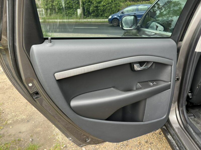 Volvo XC 70 2.4 Automat Grzane Skóry Alu Xenon Stan BDB BEzwypadkowy Opłacony III (2007-)