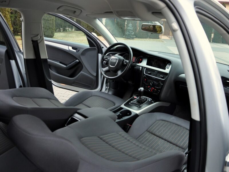 Audi A4 2.0TDI(120KM)*Klimatronik*Chrom*Welur*Reling*Parktronik*I Wł*Alu16"ASO B8 (2007-2015)