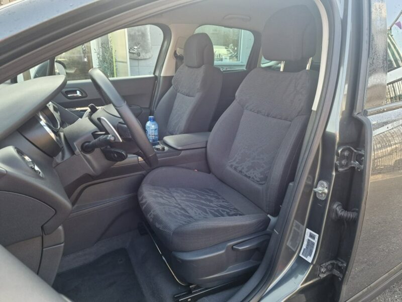 Peugeot 3008 1.6 HDI 110 KM, Klimatyzacja, Bluetooth, Alufelgi, Isofix, Dwa Klucze I (2009-2016)