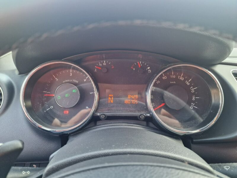 Peugeot 3008 1.6 HDI 110 KM, Klimatyzacja, Bluetooth, Alufelgi, Isofix, Dwa Klucze I (2009-2016)
