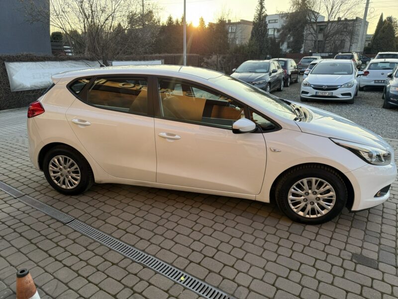 Kia Cee'd 1,4 99KM Klimatyzacja 1Właściciel II (2012-)
