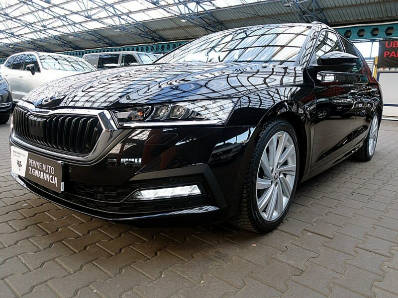 Škoda Octavia VIRTUAL COCPIT+Led+Podgrze.P.Szyba+ACC GWARANCJA 1wł Kraj Bezwyp F23% IV (2020-)