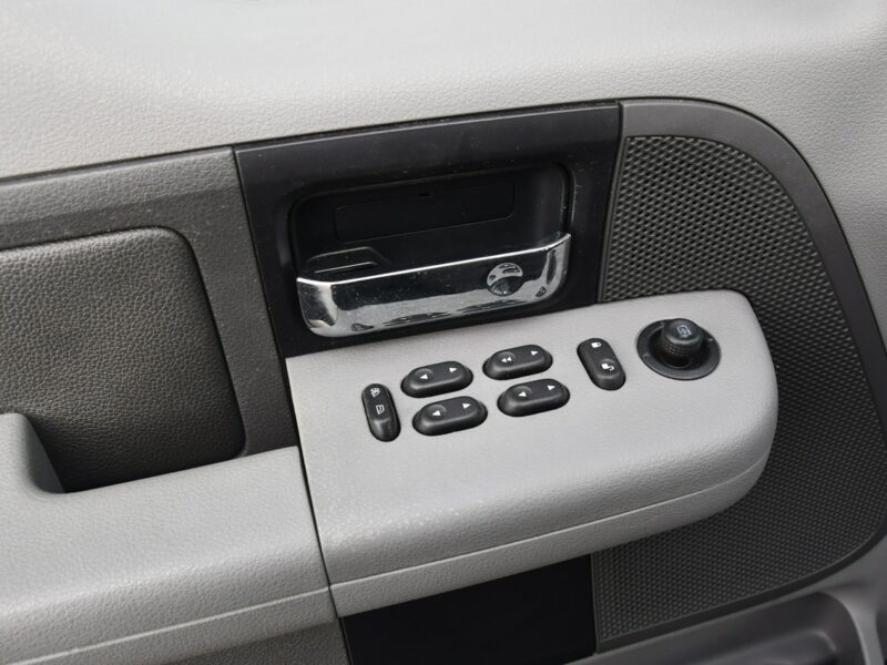 Ford F150 5,4Benz. Automat.Hak.Centralka,El.szyby.El.Lusterka.5 Osób. XI (2004-2008)