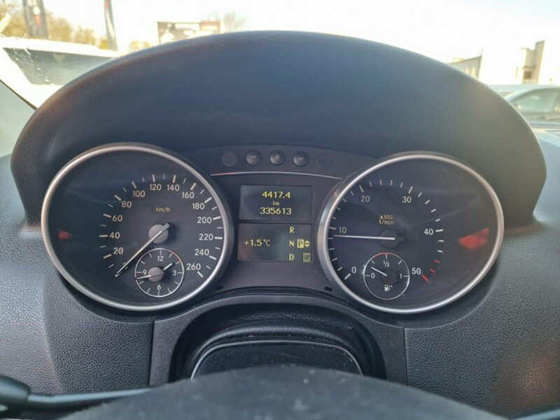 Mercedes ML 320 3.0 CDI 224 KM, 4-Matic, Automat, Klimatyzacja, Pneumatyka, Skóra W164 (2005-)