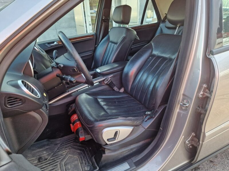 Mercedes ML 320 3.0 CDI 224 KM, 4-Matic, Automat, Klimatyzacja, Pneumatyka, Skóra W164 (2005-)