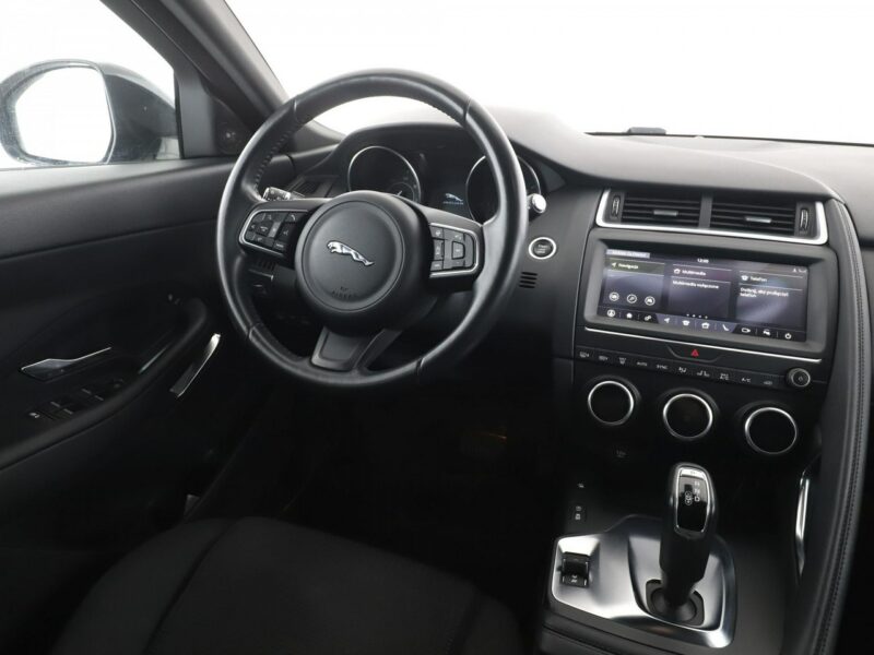 Jaguar E-Pace 2.0D Automat AWD Klimatronik Navi ACC Grzane Fotele Kamera Full LED I (2017 -)