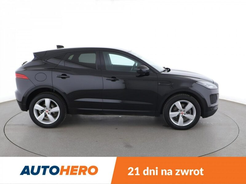 Jaguar E-Pace 2.0D Automat AWD Klimatronik Navi ACC Grzane Fotele Kamera Full LED I (2017 -)