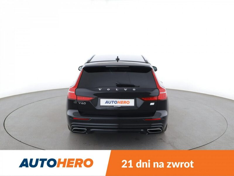 Volvo V60 F23 2.0T6 R Design AWD PHEV Navi Tempomat HarmanKardon Kamera BLIS LED II (2018-)