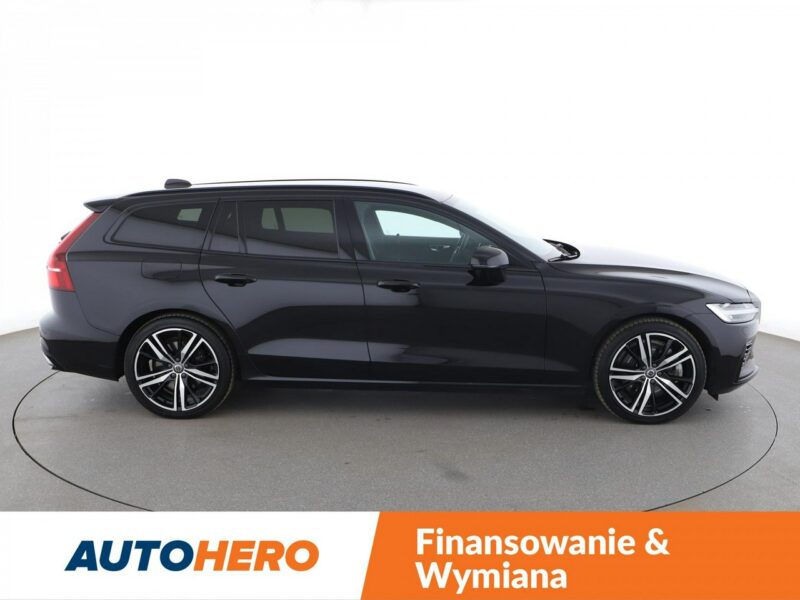 Volvo V60 F23 2.0T6 R Design AWD PHEV Navi Tempomat HarmanKardon Kamera BLIS LED II (2018-)