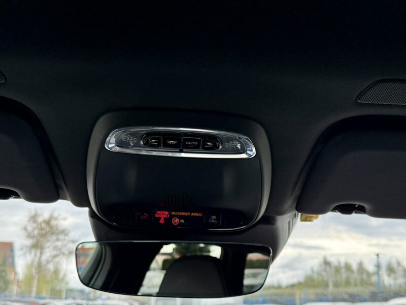 Volvo XC 60 4x4,R-DESIGN,Bogata wersja,Gwarancja II (2017-)