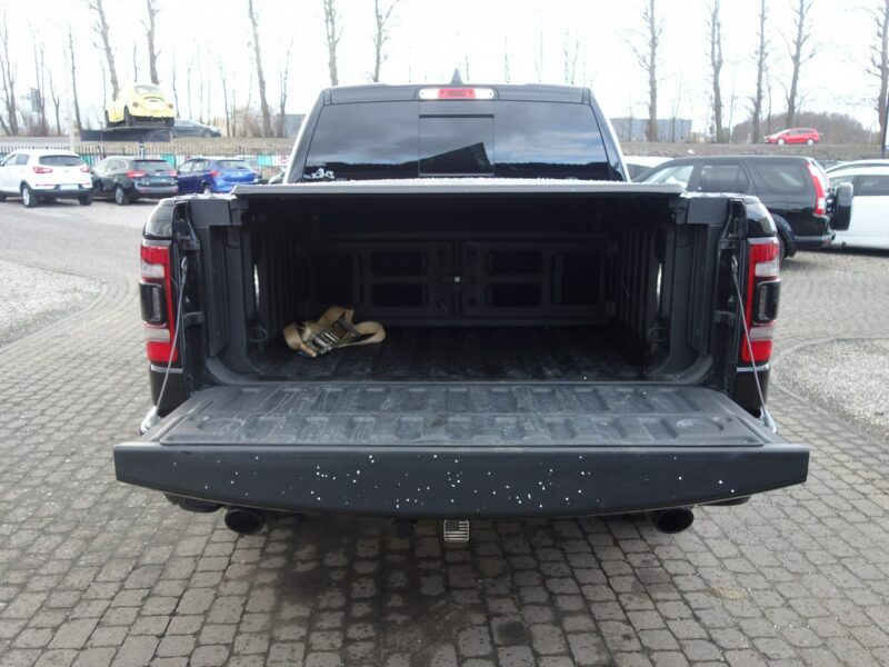 Dodge RAM DODGE RAM WERSJA LIMITED NIGHT BLACK SILNIK 5.7 BENZYNA 400km 38tys km IV (2009-)
