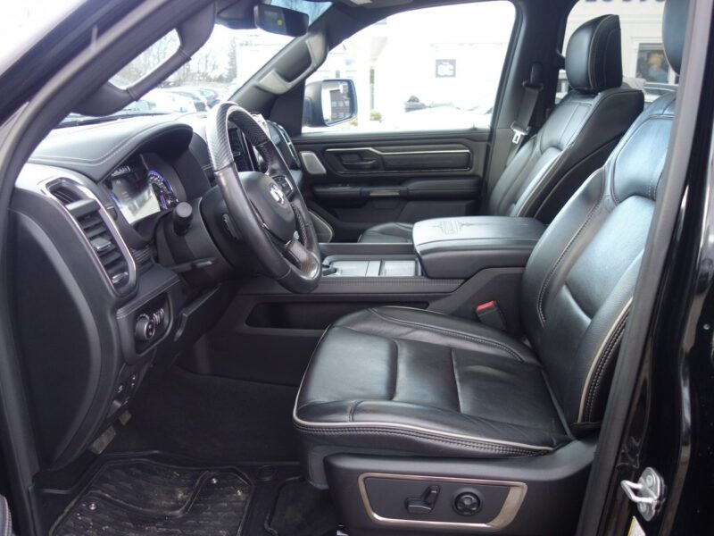 Dodge RAM DODGE RAM WERSJA LIMITED NIGHT BLACK SILNIK 5.7 BENZYNA 400km 38tys km IV (2009-)