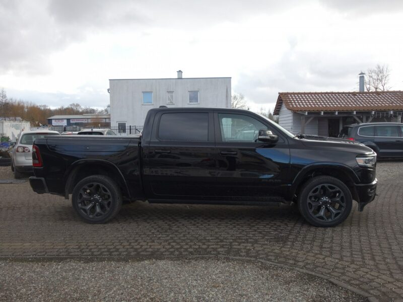 Dodge RAM DODGE RAM WERSJA LIMITED NIGHT BLACK SILNIK 5.7 BENZYNA 400km 38tys km IV (2009-)