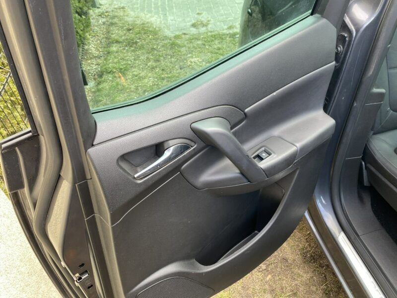 Opel Meriva Edition,podgrz. fotele i kierownica, czujniki p/t, szklany dach, skóry II (2010-)