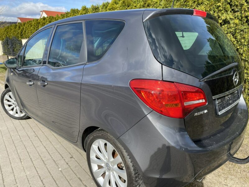 Opel Meriva Edition,podgrz. fotele i kierownica, czujniki p/t, szklany dach, skóry II (2010-)
