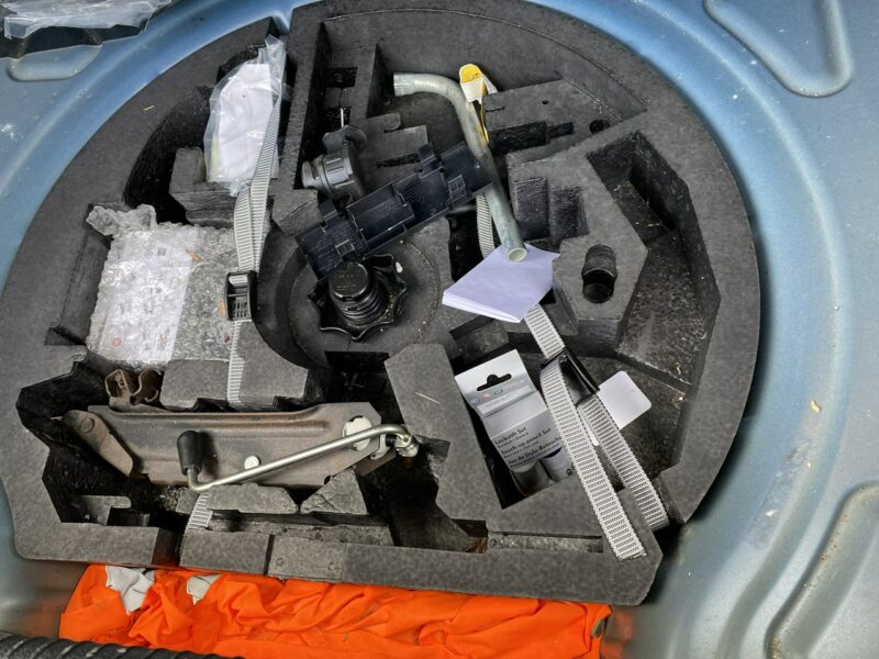 Volkswagen Golf CLIMAtic, oszczędny, hak, niezawodna benzyna, isofix, zadbany, zarej. V (2003-2008)