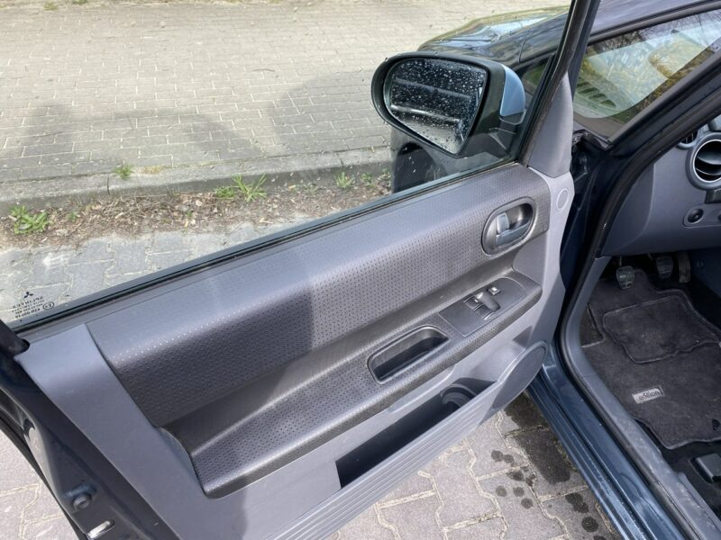 Mitsubishi Colt Opony wielosezonowe/Klimatyzacja/Po liftingu/Isofix/Bardzo zadbany/USB Z30 (2004-2012)