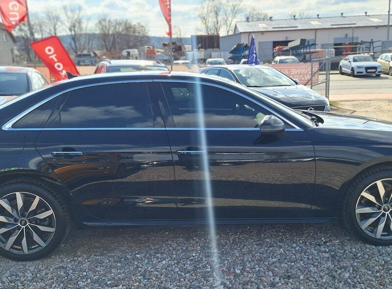 Audi A4 252 kM quattro mały przebieg B9 (2015-)