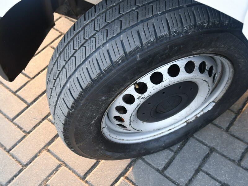 Volkswagen Transporter 2,0TDI DUDKI11 9 Osobowe, Centralka,El.szyby.kredyt.OKAZJA T5