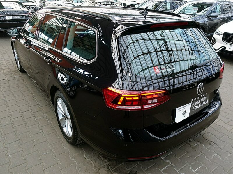 Volkswagen Passat 2,0TSi Skóra+Navi+ACC+LED 3Lata GWARANCJA 1wł Kraj Bezwypadkowy F23% B8 (2014-2023)