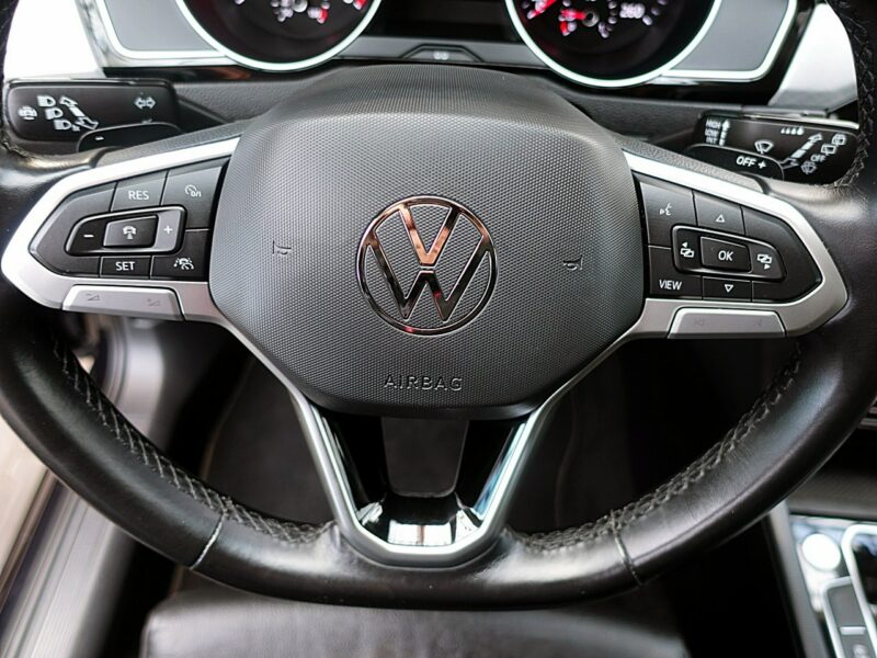 Volkswagen Passat 2,0TSi Skóra+Navi+ACC+LED 3Lata GWARANCJA 1wł Kraj Bezwypadkowy F23% B8 (2014-2023)
