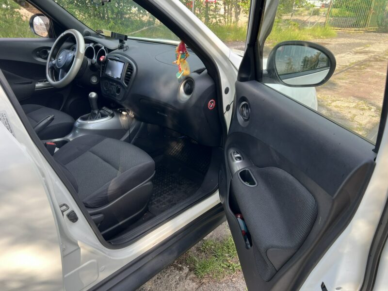 Nissan Juke Nissan Juke 2014 1.6 benzyna 86km navi bluetooch I (2010-2019)