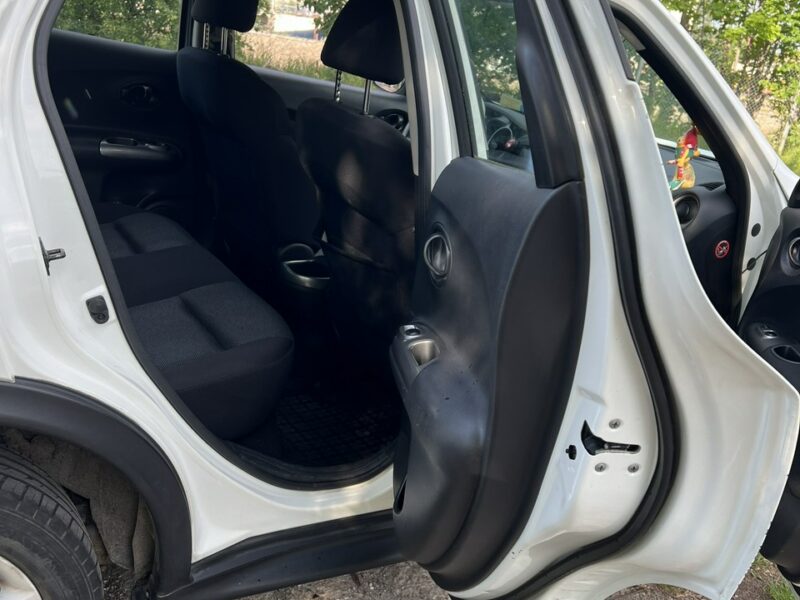 Nissan Juke Nissan Juke 2014 1.6 benzyna 86km navi bluetooch I (2010-2019)