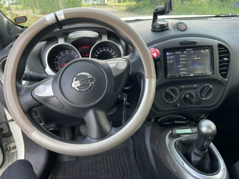 Nissan Juke Nissan Juke 2014 1.6 benzyna 86km navi bluetooch I (2010-2019)