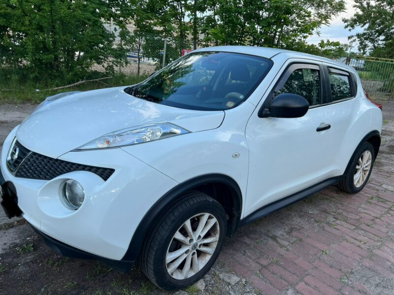 Nissan Juke Nissan Juke 2014 1.6 benzyna 86km navi bluetooch I (2010-2019)