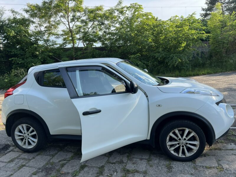 Nissan Juke Nissan Juke 2014 1.6 benzyna 86km navi bluetooch I (2010-2019)