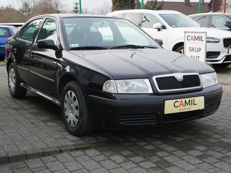 Škoda Octavia Salon Polska I (1996-2011)