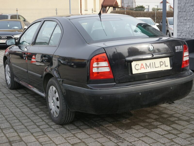Škoda Octavia Salon Polska I (1996-2011)