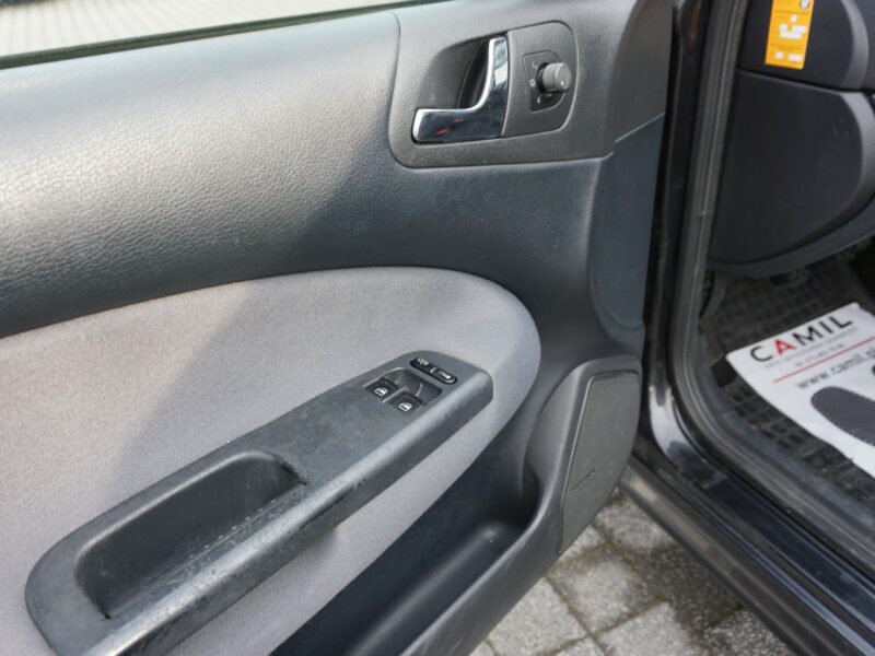 Škoda Octavia Salon Polska I (1996-2011)