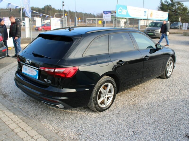 Audi A4 S-Tronic QUATTRO F-vat Salon Polska B9 (2015-)
