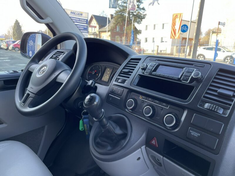 Volkswagen Caravelle Volkswagen Caravelle 2.0-140KM 2015