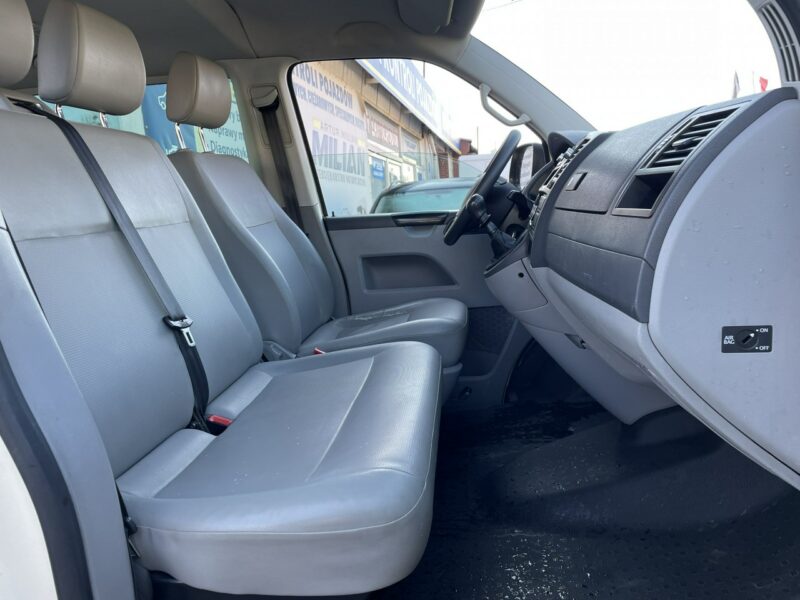 Volkswagen Caravelle Volkswagen Caravelle 2.0-140KM 2015