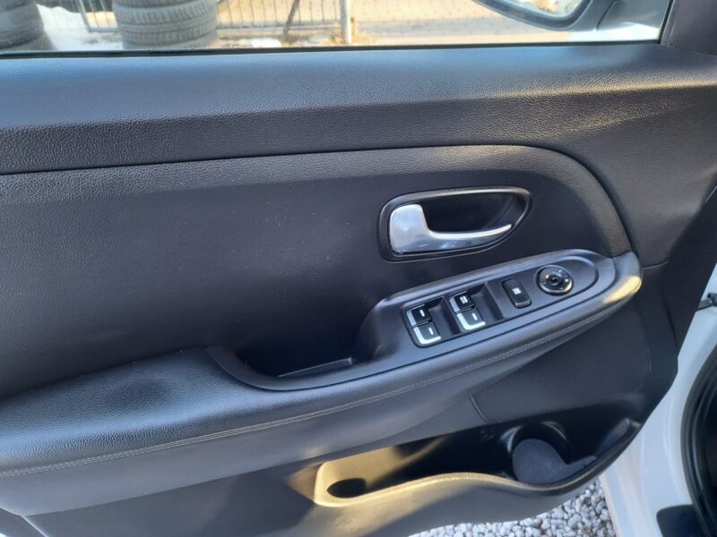 Kia Carens 1.6 135 KM 100% Bezwypadek Kamera Z Niemiec Gwarancja Zapraszamy !!! IV (2013-)