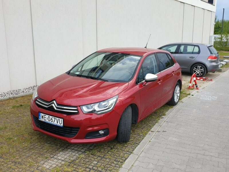 Citroen C4 Kupiony w polskim salonie, nowy rozrząd i olej, dobre wyposażenie II (2010-)