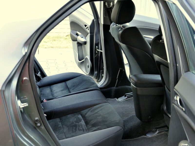 Honda Civic 1,8i-Vtec 140KM SPORT/Serwisowany/Parktronic/Alkantara/Alu VIII (2006-2011)