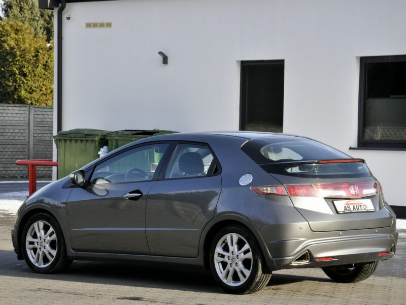 Honda Civic 1,8i-Vtec 140KM SPORT/Serwisowany/Parktronic/Alkantara/Alu VIII (2006-2011)