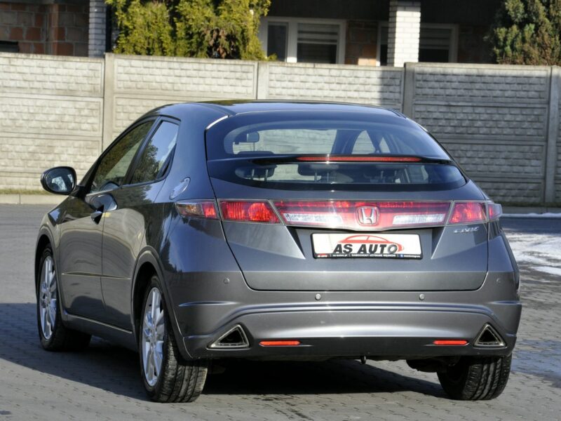 Honda Civic 1,8i-Vtec 140KM SPORT/Serwisowany/Parktronic/Alkantara/Alu VIII (2006-2011)