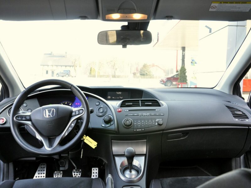 Honda Civic 1,8i-Vtec 140KM SPORT/Serwisowany/Parktronic/Alkantara/Alu VIII (2006-2011)