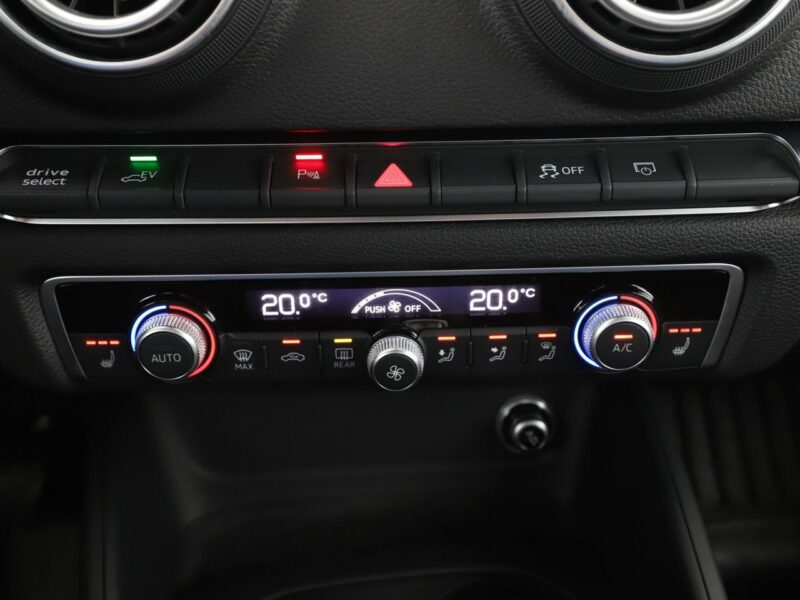Audi A3 Dostępny w Autohero Pick-up Center Warszawa Młociny 8Y