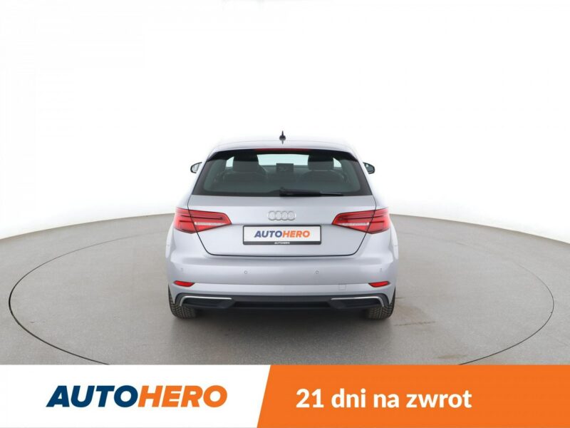 Audi A3 Dostępny w Autohero Pick-up Center Warszawa Młociny 8Y